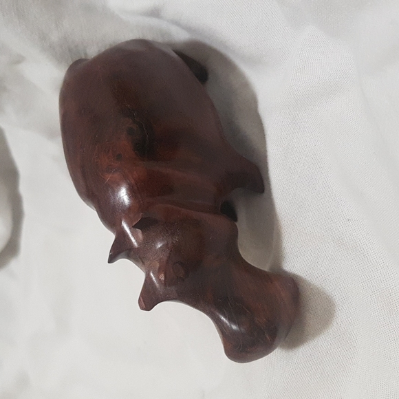 Hand-carved Wooden Hippo (originally from South Africa) - Picture 2 of 5